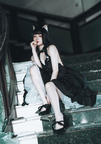 落落Raku—黒猫のソロダンス
